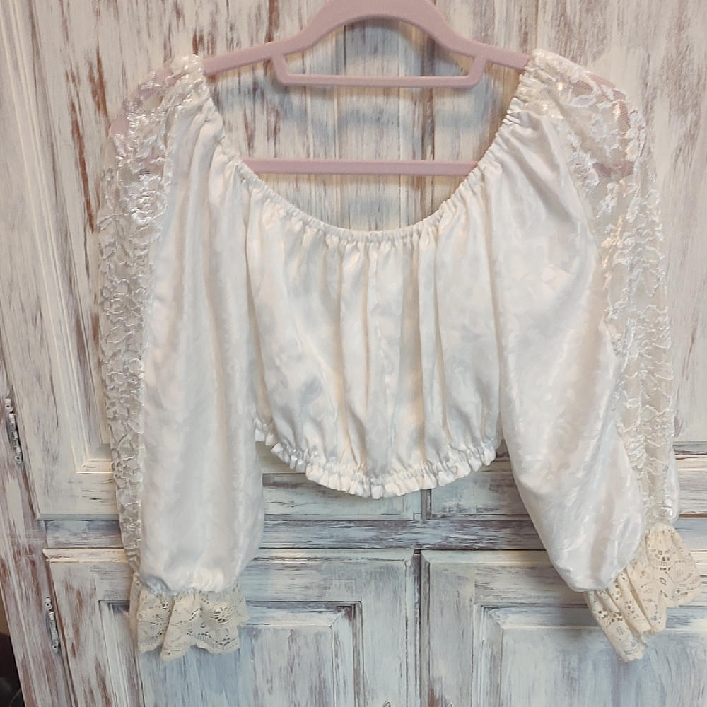Elegant White Lace Women's Top